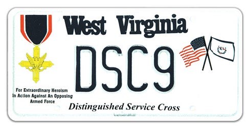 A West Virginia military license plate labeled 'Distinguished Service Cross' along the bottom, featuring a Distinguished Service Cross medal graphic on the left, crossed U.S. and West Virginia flags on the right, and registration number DSC9.